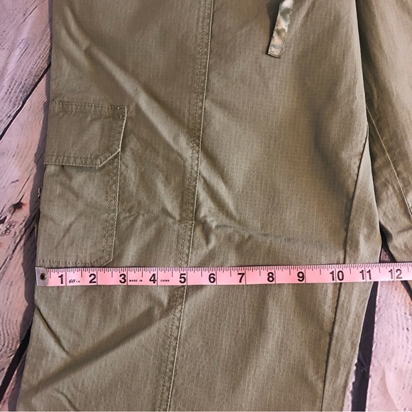 NWT Lane Bryant Cotton Sage Capris- Size 16 - Picture 4 of 11